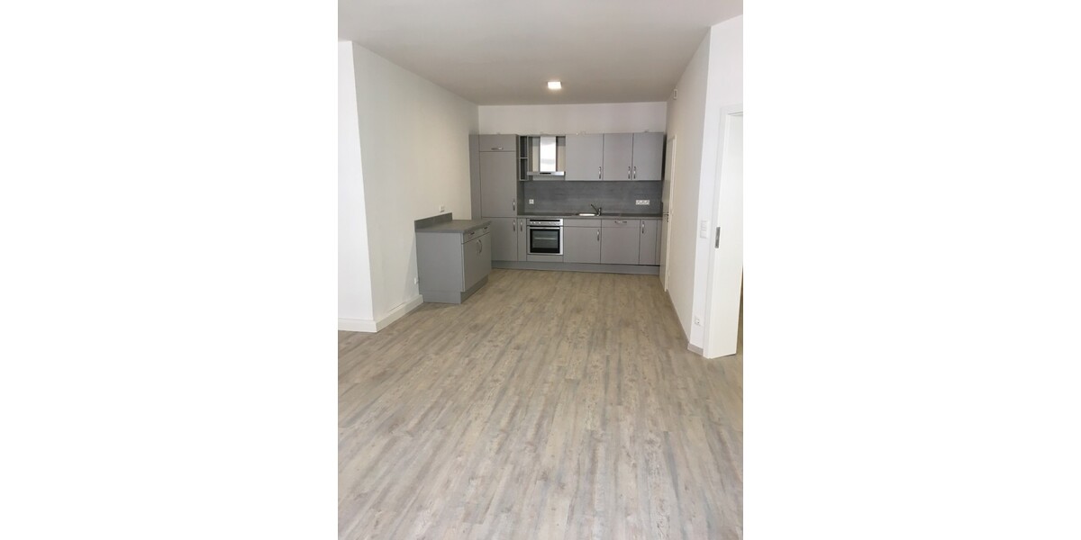 neu renovierte 5-Zi Wohnung in Amberg-Altstadt, hell und ruhig gelegen - 5- Amberg | Angebot:27142338