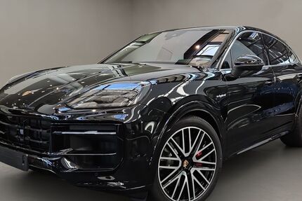 Porsche Cayenne 8.000 km 131.900 € Aachen 52068