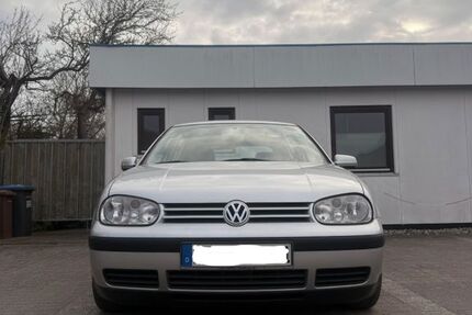 VW Golf 164.780 km 2.600 &euro; Lübeck 23560