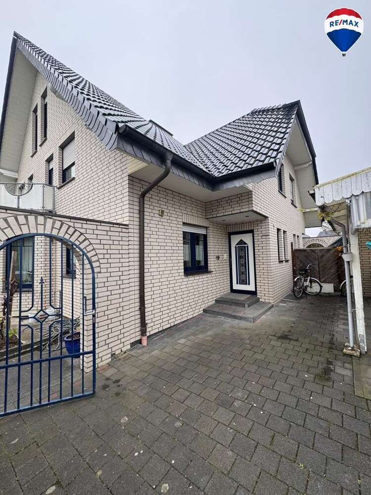 Haus zum Kaufen in Delbrück 449.990 € 167 m²