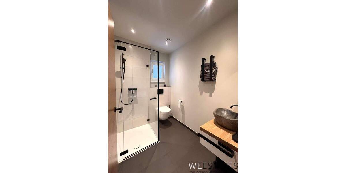 Einfamilienhaus Langenfeld Reusrath - 4 Zimmer, 155 m&sup2;, 2.150&euro; | Angebot:24775626