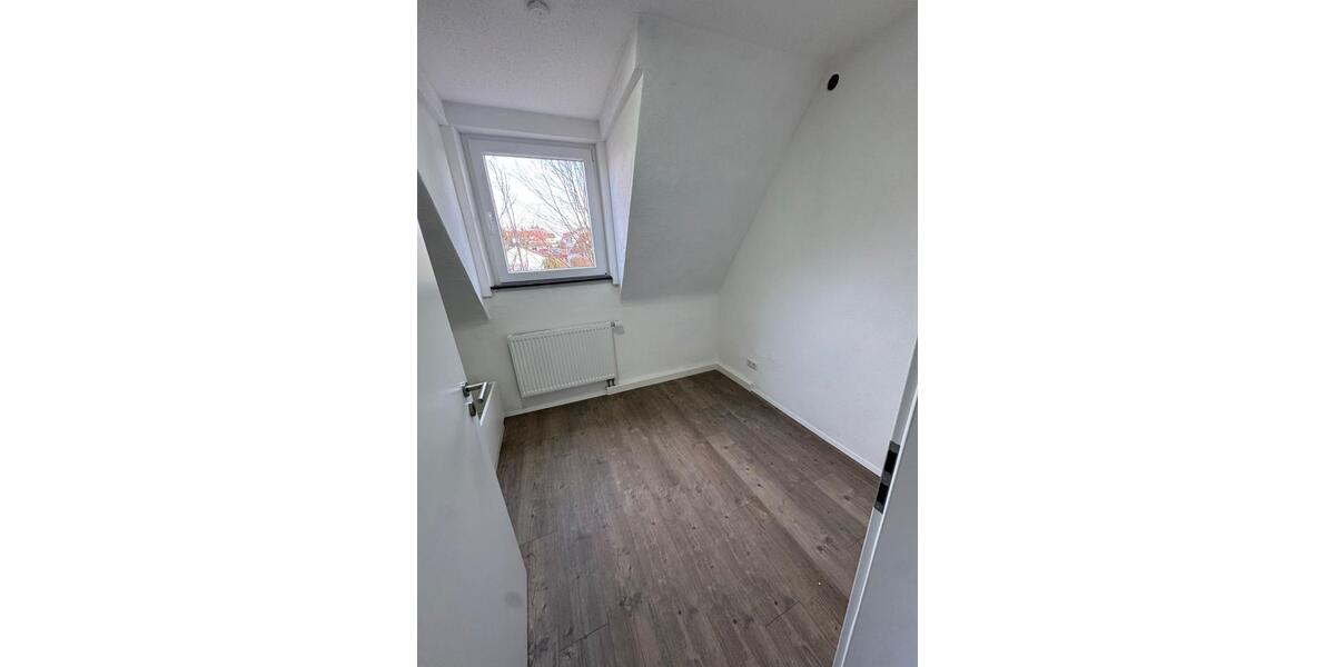 Einfamilienhaus Fulda - 8 Zimmer, 160 m&sup2;, 1.800&euro; | Angebot:26151916