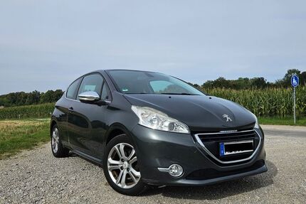 Peugeot 208 165.000 km 5.000 &euro; Holzkirchen 83607