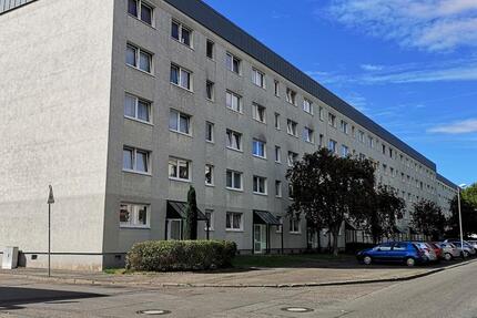 Schöne 2-Raum Wohnung zimmer