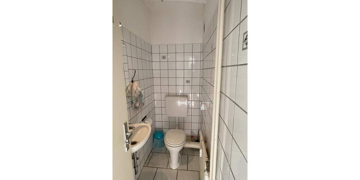 Etagenwohnung Ludwigshafen Mitte - 6 Zimmer, 130 m&sup2;, 1.125&euro; | Angebot:24825864