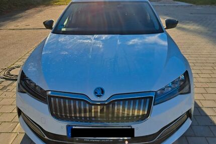 Skoda Superb 60.100 km 18.999 &euro; Harburg 86655