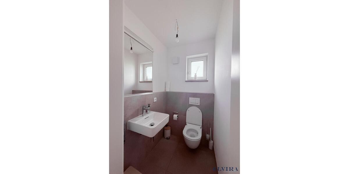 Doppelhaushälfte München Bogenhausen - 5 Zimmer, 144 m&sup2;, 3.970&euro; | Angebot:26247760