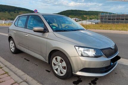 Skoda Fabia 137.000 km 5.600 &euro; Seckmauern 64750