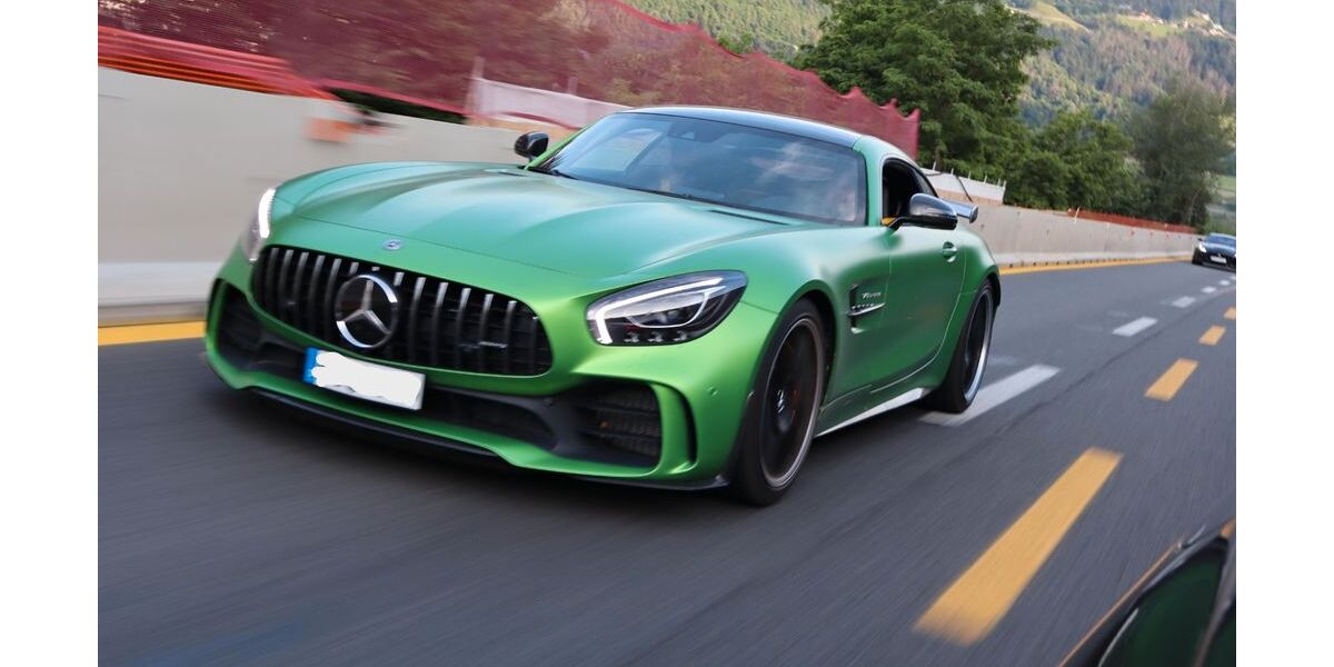 Mercedes-Benz AMG GT R 18.400 km 159.000 &euro; Koblenz 56068