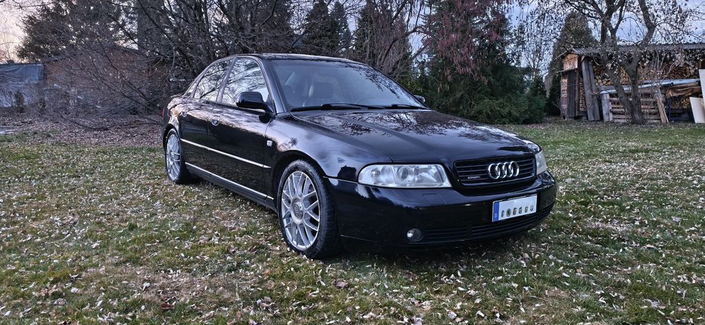 Audi A4 240.000 km 10.500 &euro; Leubnitz 08539