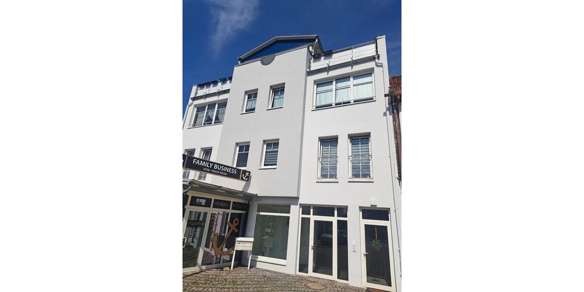 Mehrfamilienhaus mit 4 Wohneinheiten und 2 Gewerbeeinheiten zimmer