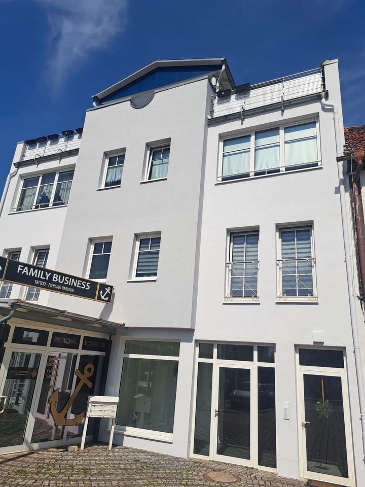 Mehrfamilienhaus mit 4 Wohneinheiten und 2 Gewerbeeinheiten zimmer