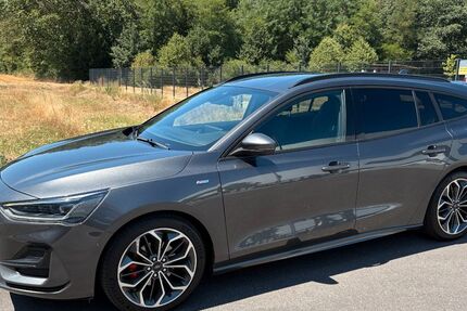 Ford Focus 93.000 km 17.190 &euro; Ihringen 79241