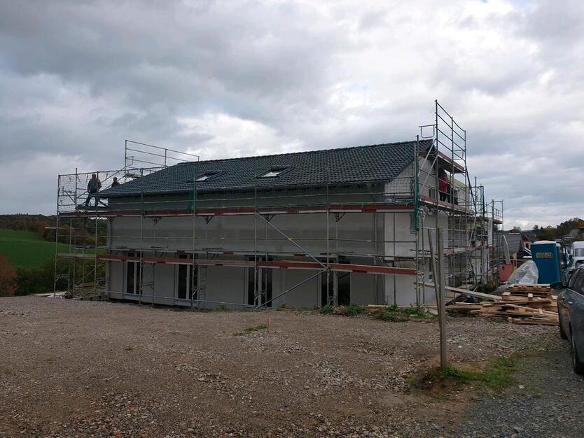 Doppelhaushälfte zur Vermieten für 2 Familien zimmer