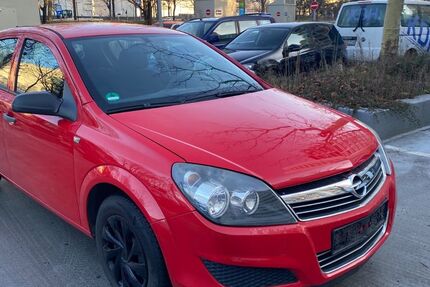 Opel Astra 150.000 km 1.200 &euro; München 80809