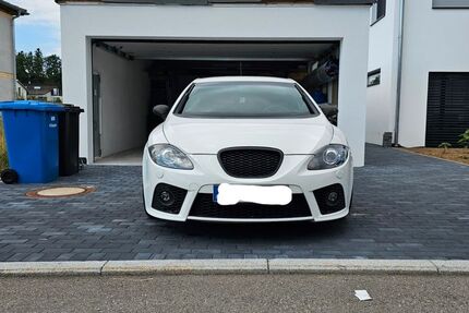 Seat Leon 163.914 km 6.800 &euro; Villingendorf 78667