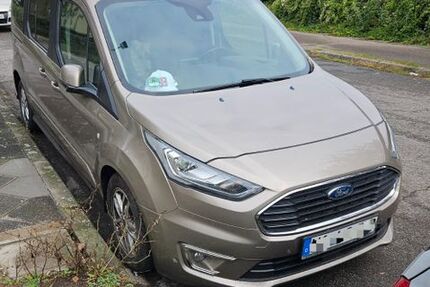 Ford Tourneo Connect 155.000 km 25.900 € Mannheim 68309