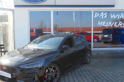 Ford Focus 13.448 km 34.990 &euro; Radeberg 01454