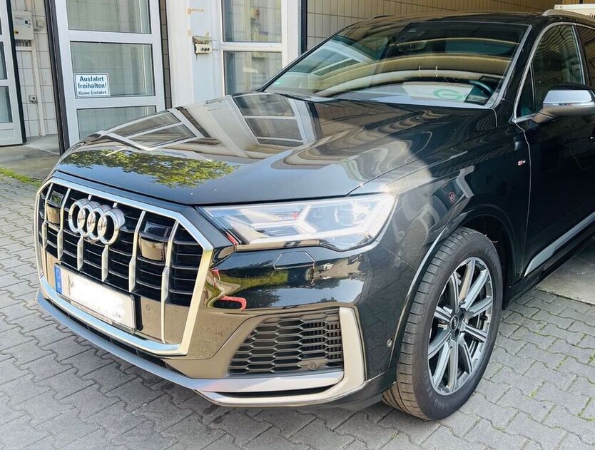 Q7