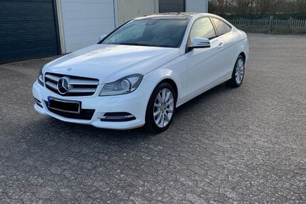 Mercedes-Benz C 250 205.500 km 9.900 &euro; Zeven 27404