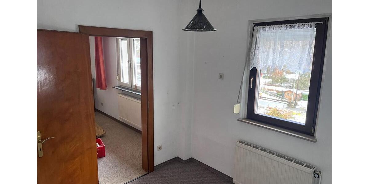Einfamilienhaus Nohfelden - 11 Zimmer, 183 m&sup2;, 1.150&euro; | Angebot:26030817
