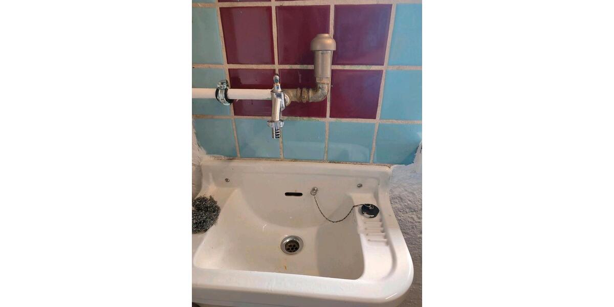 Dachgeschoßwohnung Frankfurt am Main Schwanheim - 1 Zimmer, 35 m&sup2;, 800&euro; | Angebot:26648477