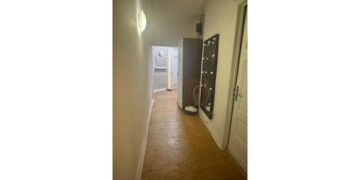 Dachgeschoßwohnung Bochum Bochum-Ost - 5 Zimmer, 125 m&sup2;, 1.100&euro; | Angebot:25045461