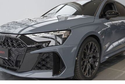 Audi RS3 4.700 km 74.990 &euro; Düren 52351