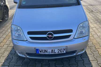 Opel Meriva 205.000 km 2.350 &euro; Selb 95100
