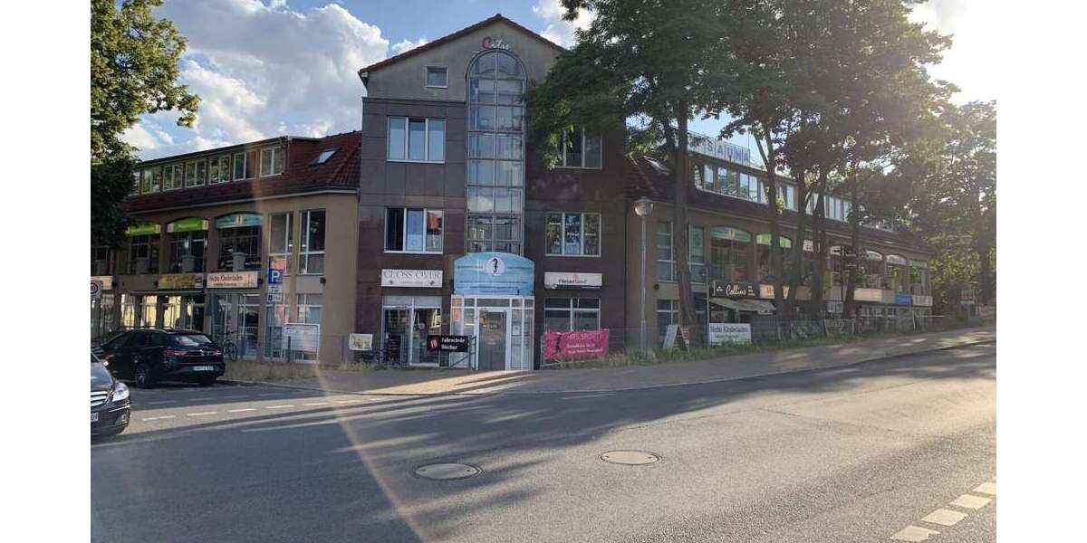 Einzelhandel in Hohen Neuendorf 878,04 € 48.78 m² zimmer