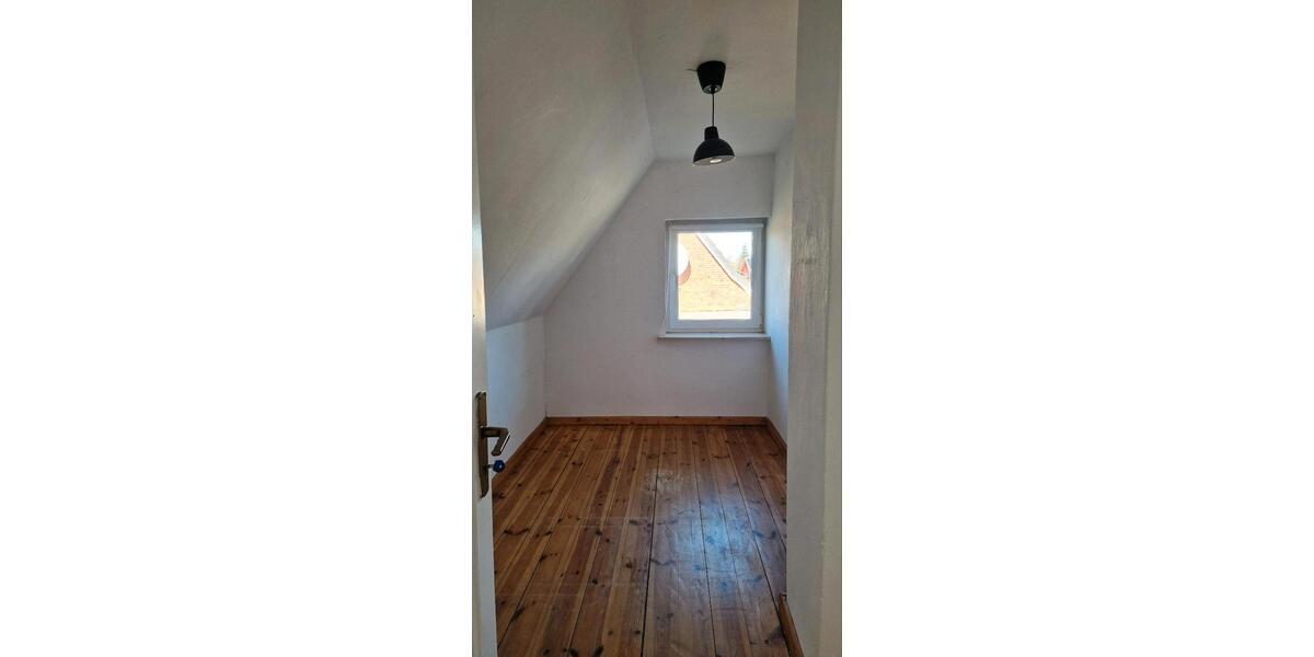 Einfamilienhaus Husum - 4 Zimmer, 85 m&sup2;, 975&euro; | Angebot:25403266