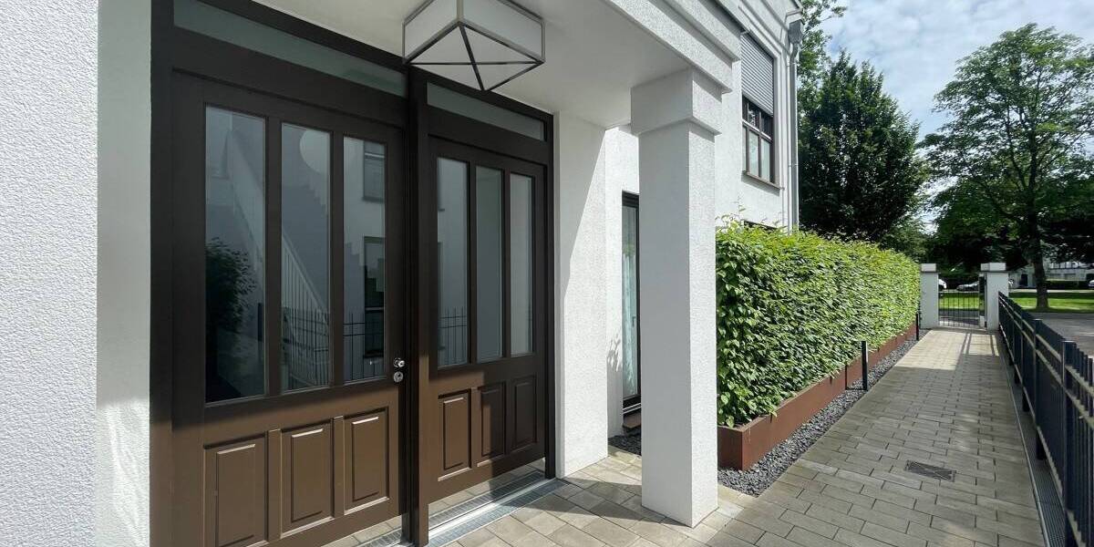 Stadtwaldterrassen! Luxuriös ausgestattete 3-Zi.-Wohnung in der Beletage 3 zimmer