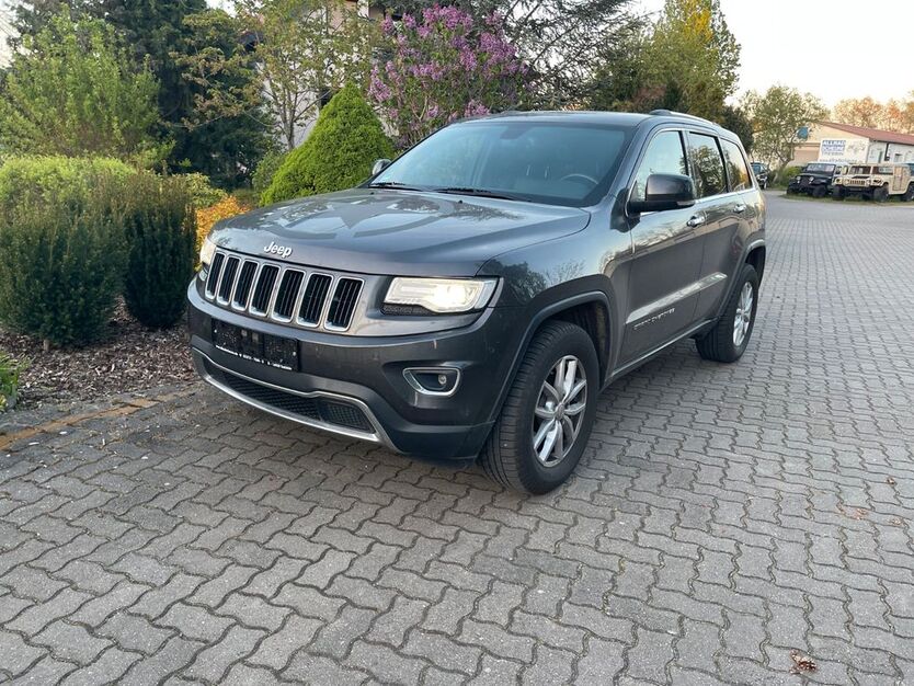 Jeep Grand Cherokee 171.000 km 16.585 € Trebbin 14959