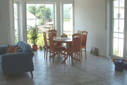 Haus Ober-Mörlen Mörlen - 6 Zimmer, 190 m&sup2;, 1.990&euro; | Angebot:25637132