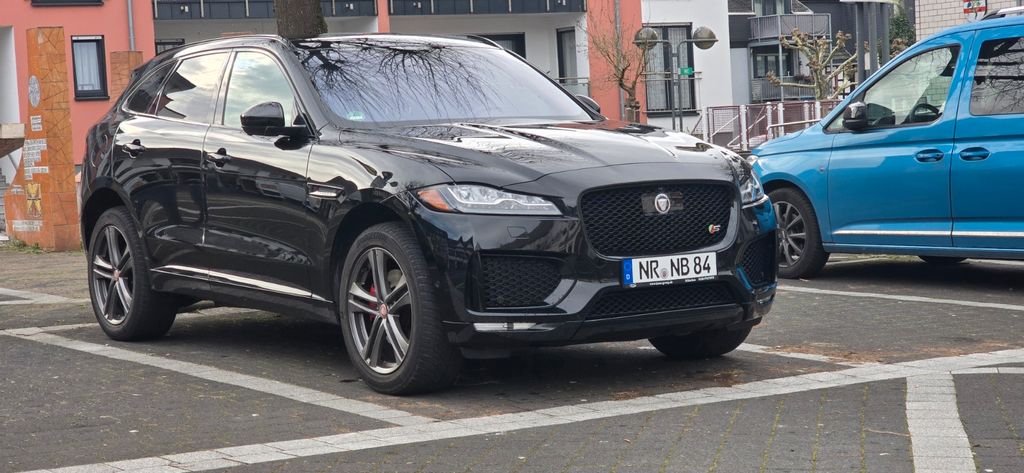 Jaguar F-Pace 75.000 km 31.500 &euro; Hausen 53547