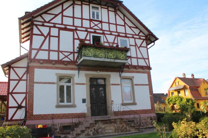 Ruhige 3-Zimmer-Wohnung in Fritzlar – Zentrum, mit Küche (2. OG) zimmer