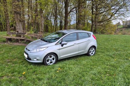 Ford Fiesta 149.851 km 3.700 &euro; Hückeswagen 42499