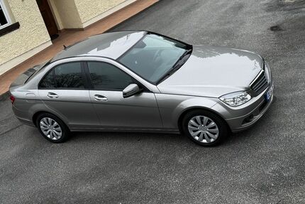 Mercedes-Benz C 180 94.537 km 9.600 &euro; Hofkirchen 94544