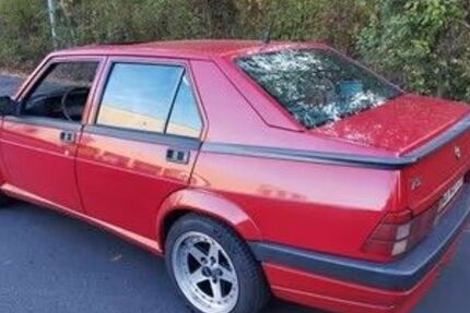 Alfa Romeo 75 263.000 km 12.000 &euro; Erftstadt-Friesheim 50374