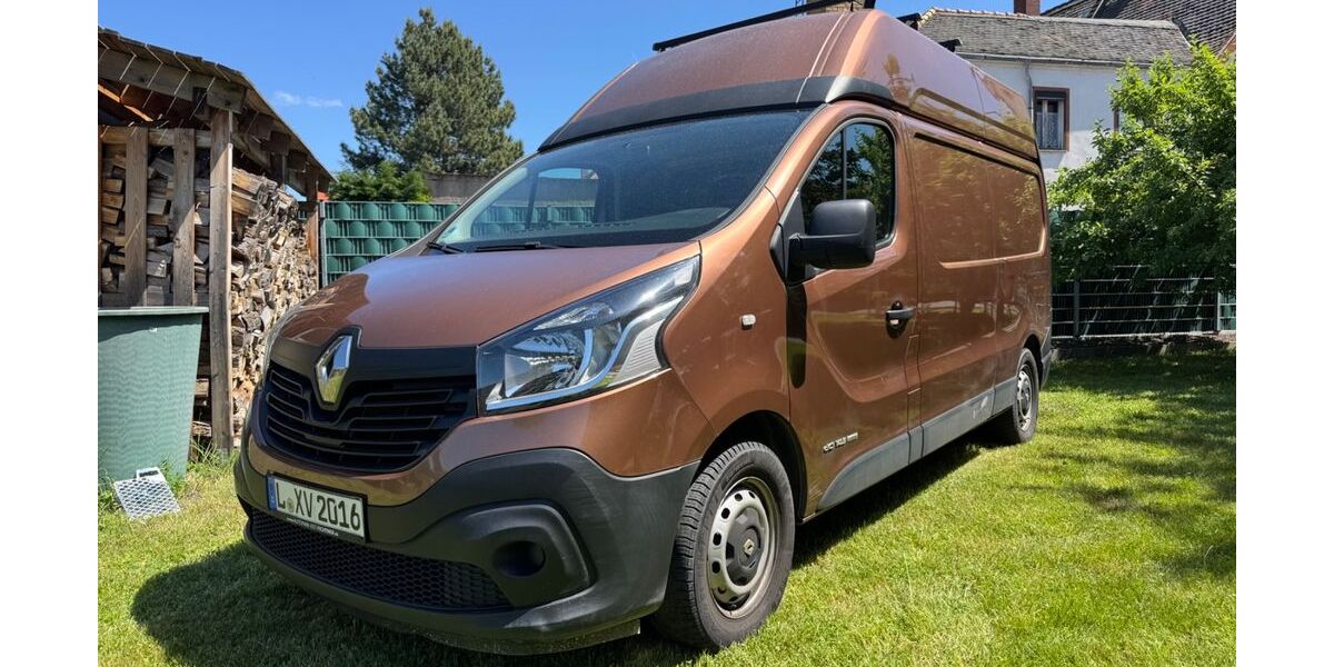 Renault Trafic 155.390 km 7.850 &euro; Naunhof 04683
