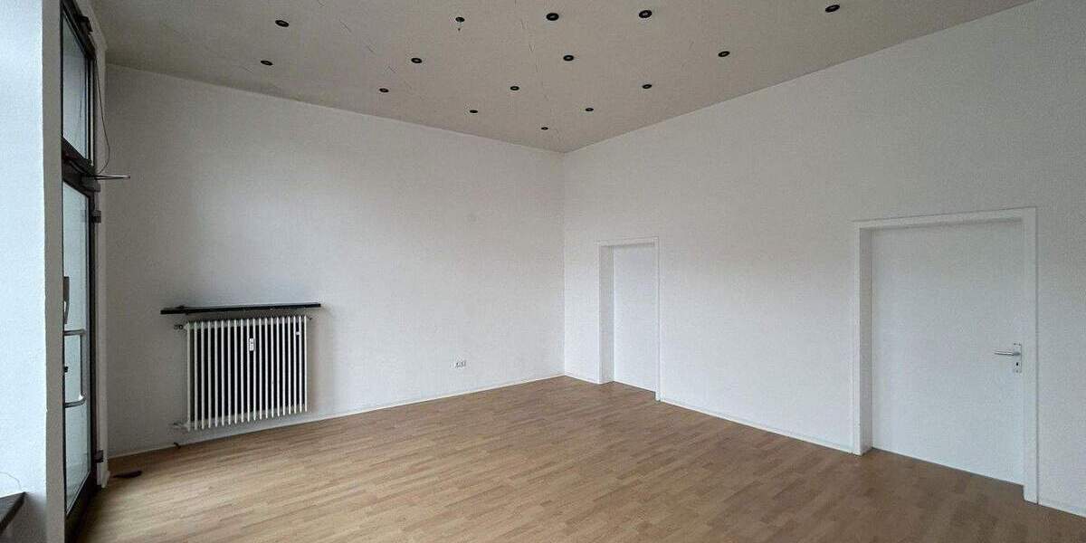 Attraktives & vielseitig nutzb. LadenlokalShowroomBüro m.großem Schaufenster Top-Lage Hochzoll-Süd zimmer