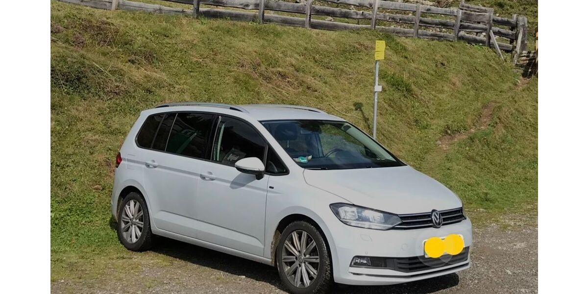 VW Touran 151.000 km 22.999 &euro; Büchel 56823