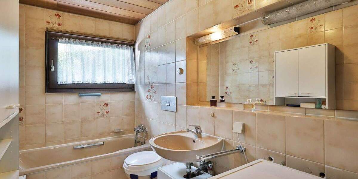 Einfamilienhaus Leinfelden-Echterdingen Echterdingen - 8 Zimmer, 235 m&sup2;, 850.000&euro; | Angebot:24990362