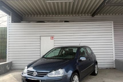 VW Golf 185.000 km 3.950 &euro; Maisach 82216