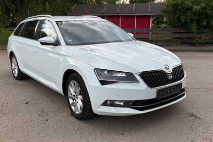 Skoda Superb 220.500 km 11.990 &euro; Mittelstetten 82293