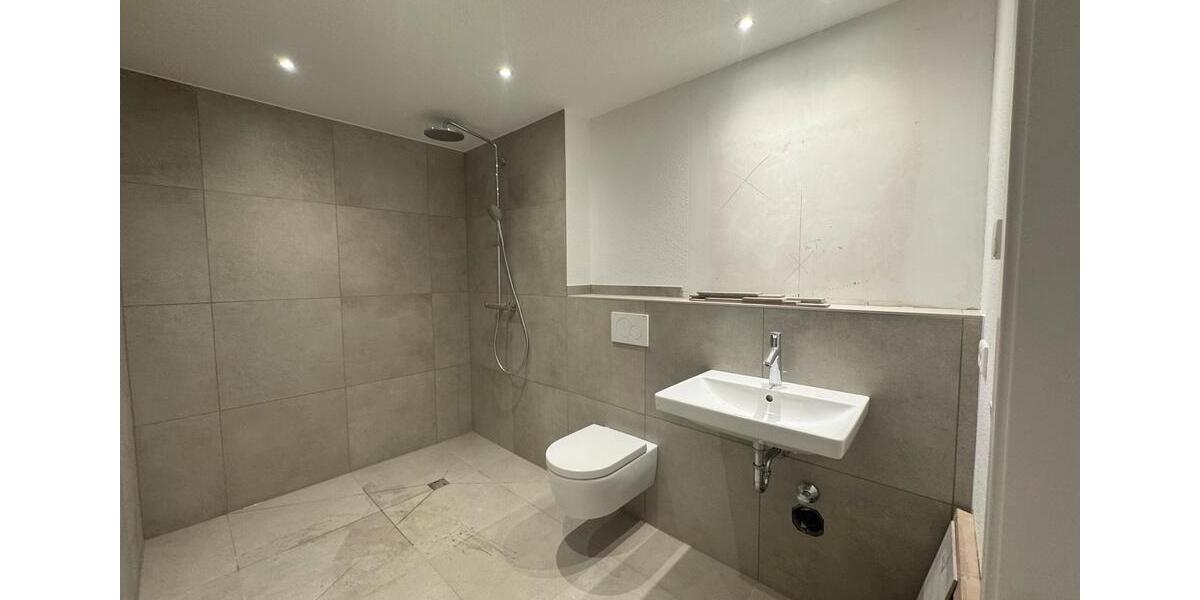 Etagenwohnung Simmerath - 2 Zimmer, 84 m&sup2;, 950&euro; | Angebot:24982480