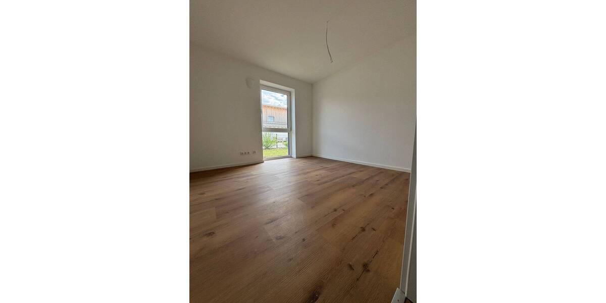 Terrassenwohnung Plattling Höhenrain - 3 Zimmer, 89 m&sup2;, 414.500&euro; | Angebot:25680339