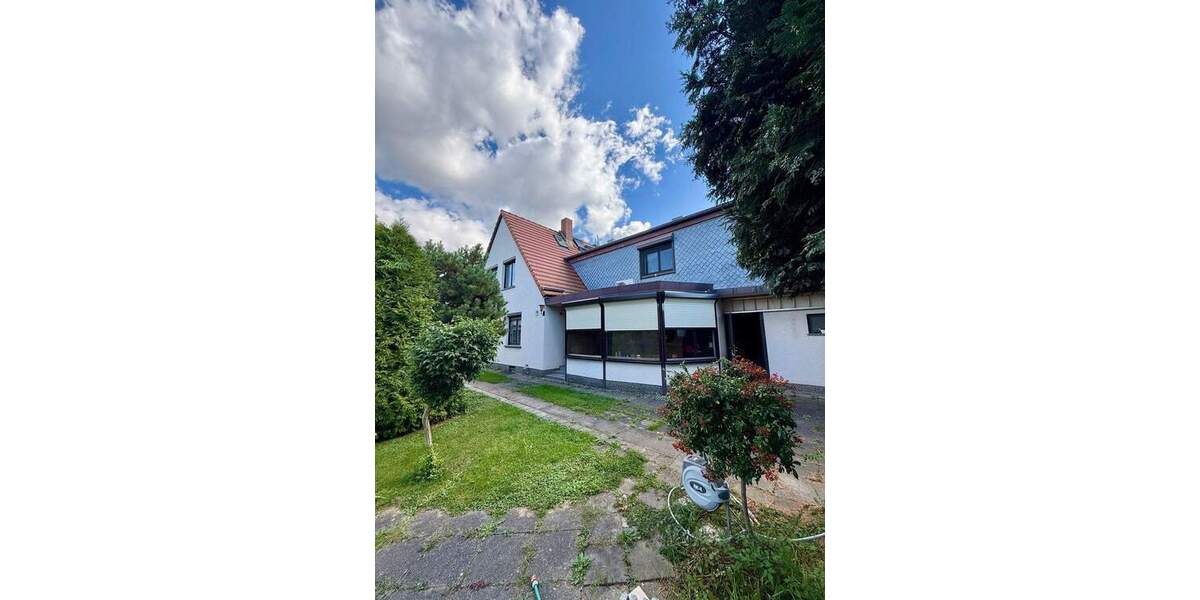 Tolle Doppelhaushälfte mit großem Garten in ruhiger Wohnsiedlung in Dresden 5 zimmer