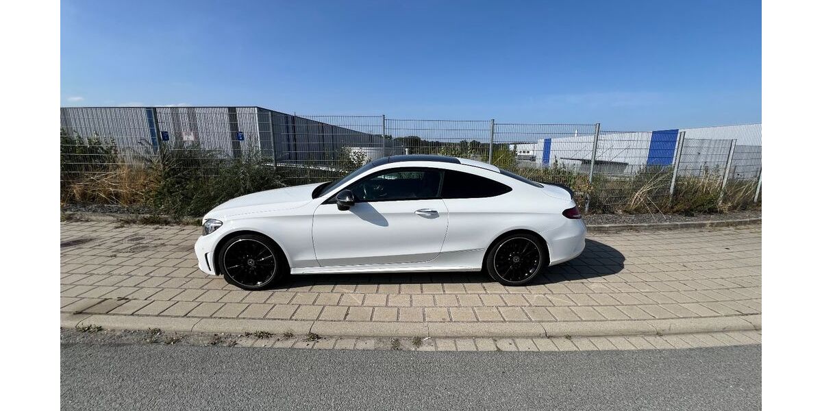 Mercedes-Benz C 300 37.000 km 47.849 &euro; Bad Arolsen 34454