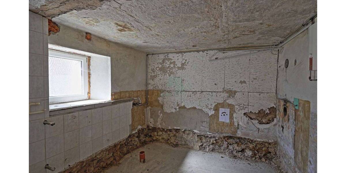 Bauernhaus, Landhaus Etzelwang Gerhardsberg - 9 Zimmer, 220 m&sup2;, 90.000&euro; | Angebot:25666118